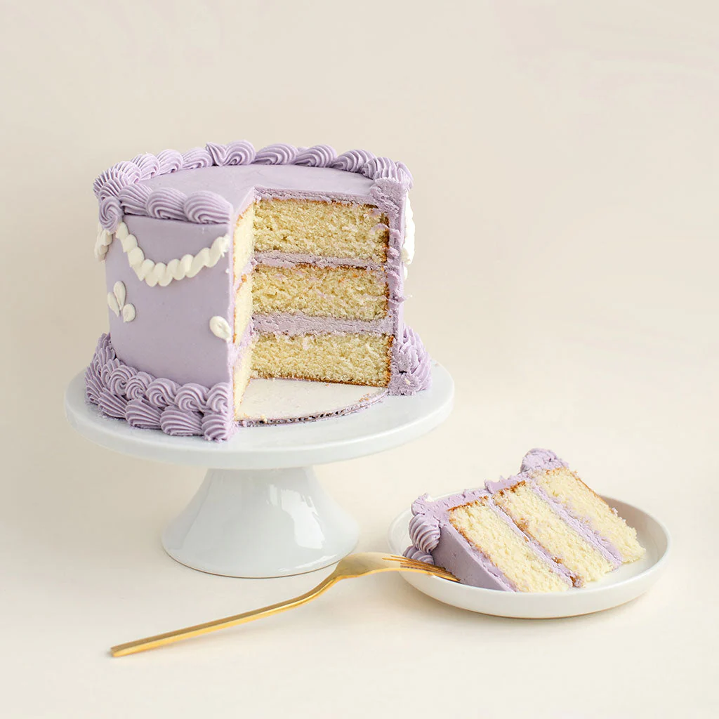 Gluten Free Bridgerton Cake - Image 4